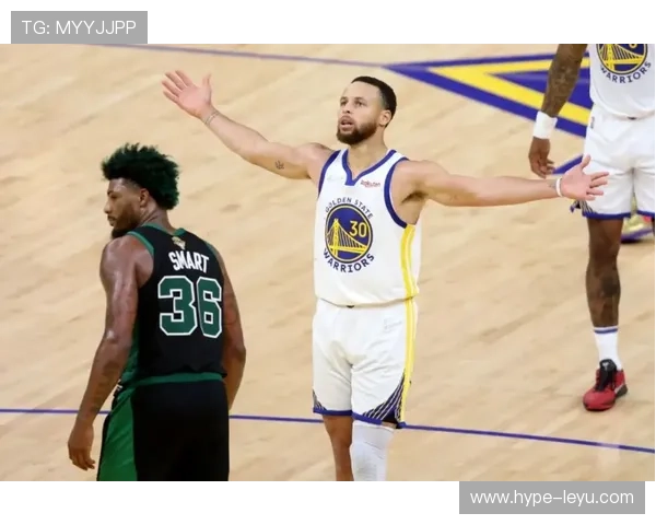 坎特：从防守工兵到世界最佳后腰的跃升解析