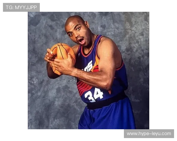 巴克利内线强攻改变对手防守结构