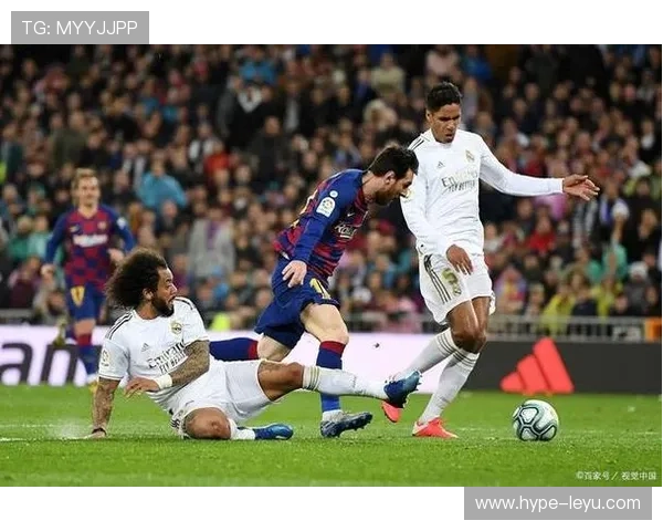 战术阻挡算犯规吗？足球中SPA战术下裁判如何判罚阻止进攻